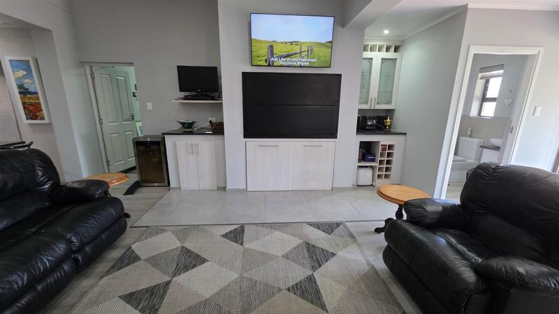 3 Bedroom Property for Sale in Reebok Western Cape